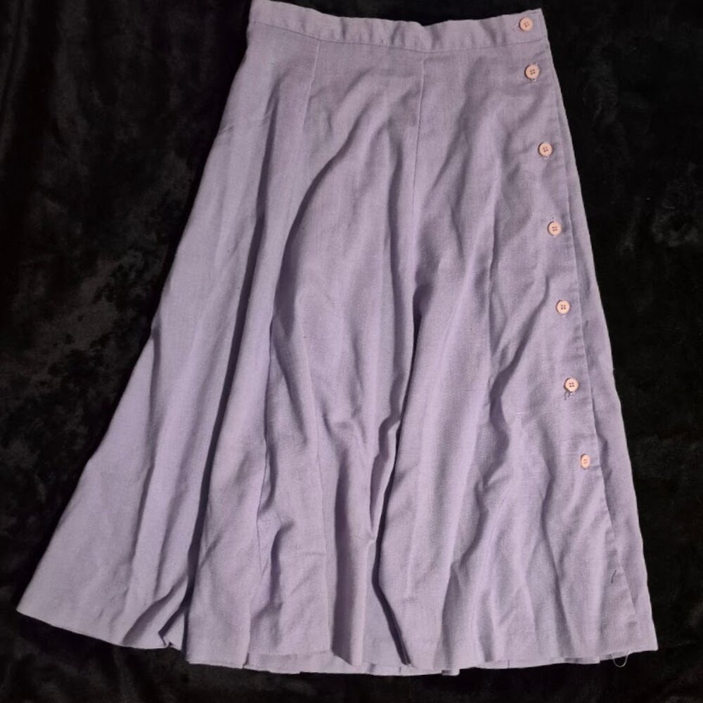 (MOVING SALE, ALL CLOTHES MUST GO) Vintage Lilac Side Button A-line Skirt